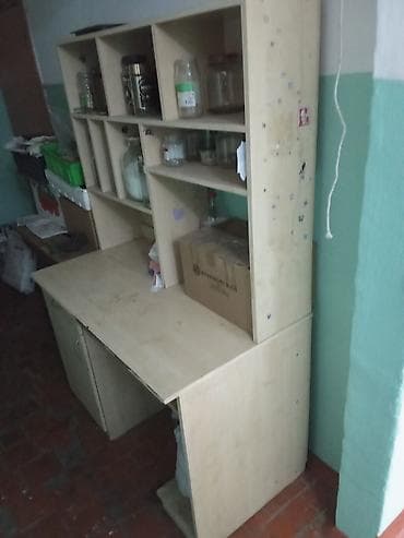 угловой стол письменный: Офисный стол, Нерегулируемый, цвет - Бежевый, Прямоугольный, ЛДСП — 1