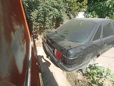 Audi 80: 1989 г., 1.8 л, Кол менен иштөөчү, Бензин, Седан — 3
