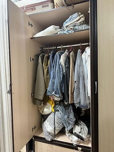 гардеробный шкаф цена: Цена 3000. 
Шкаф-купе/распашной модульный, 4‑дверный с зеркалами — 2