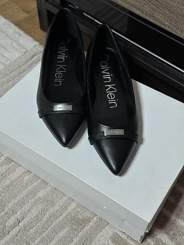 Туфли: Продаю балетки Calvin Klein Размер 7,5 Покупала в штатах Надела — 2