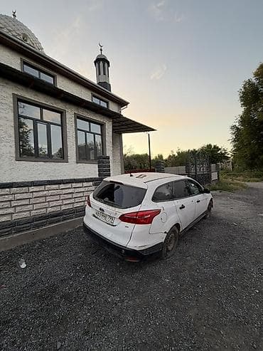 девушка с подушкой: Разбор Ford Focus III (универсал) В продаже любые запчасти с — 3