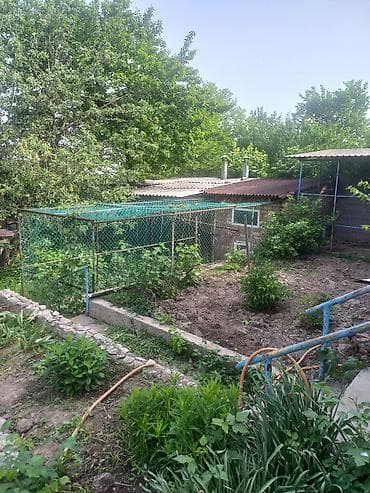 Дома: Продаю дом - 120 кв/м, 3 этажа и большой подвал. Находится в дачном — 3