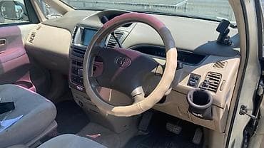 Toyota Nadia: 2002 г., 2 л, Автомат, Бензин, Минивэн — 7