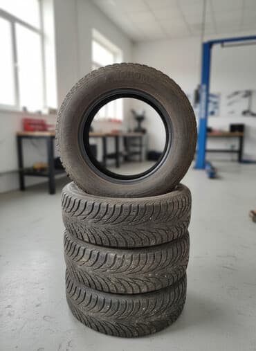 215 70 16 зимняя резина на ниву: Шины 225 / 65 / R 17, Зима, Б/у, Комплект, Легковые, Япония — 3