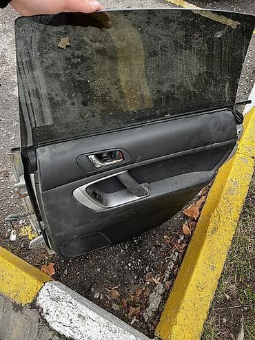 дверь на субару легаси: Задняя правая Subaru — 2