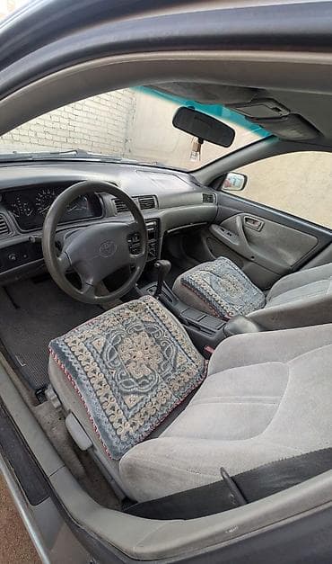 plug in: Toyota Camry: 1997 г., 2.2 л, Автомат, Бензин, Седан — 6