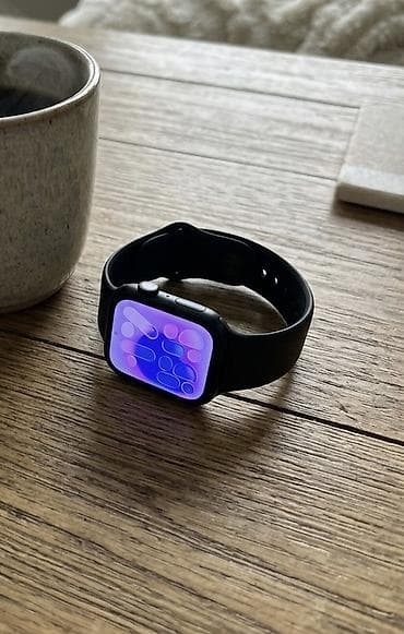 garmin venu x1: Apple Watch Series 8, 45 мм (aluminum case) В отличном состоянии, часы — 3