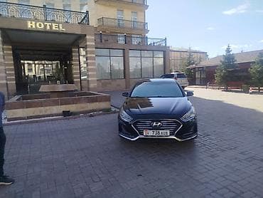 subaru legacy 2016: Hyundai Sonata: 2017 г., Автомат, Бензин, Седан — 3