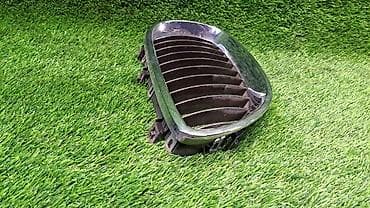 x5 e53: Решетка радиатора BMW 2006 г., Б/у, Оригинал — 3