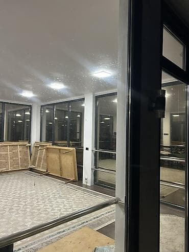 семейная баня аламедин 1: Просторная двухэтажная терраса/павильон с панорамным остеклением - — 4