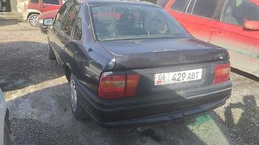 m3 bmw: Opel Vectra: 1993 г., Механика, Седан — 10