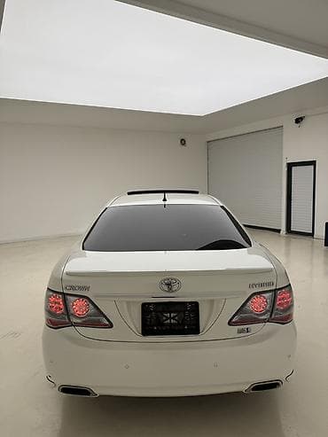 на краун: Toyota Crown: 2008 г., Автомат, Гибрид, Седан — 5