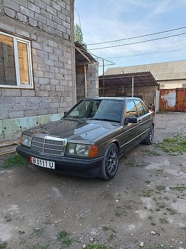 mercedes 190: Mercedes-Benz 190: 1985 г., 2 л, Механика, Бензин — 10