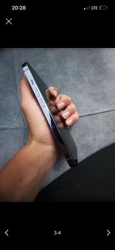 IPhone 13 Pro, цвет Sierra Blue. Менялся только дисплей все работает — 3