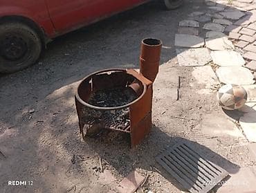 mini kooper: Mazda 323: 1980 г., Механика, Седан — 3