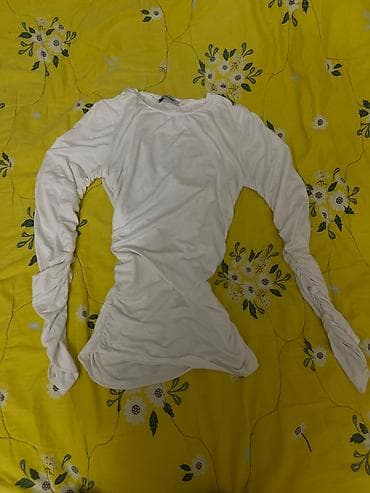 маркс: 2 Пакета вещей за 1500 сом Самовывоз Карла Маркса Медерова Размеры — 8