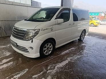 внутренний гранат: Nissan Elgrand: 2005 г., 3.5 л, Автомат, Бензин, Минивэн — 3