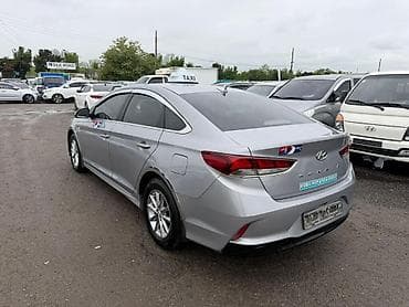 пл: Hyundai Sonata: 2020 г., Седан — 5