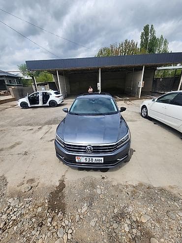 Volkswagen Passat: 2018 г., 2 л, Автомат, Бензин, Седан