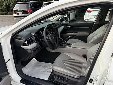 Транспорт: Toyota Camry: 2022 г., 2.5 л, Автомат, Гибрид, Седан — 7