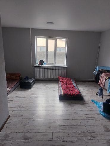 сдаю парковку: Ак ордо 13 жаны муун.Бир бала керек подселенияга,еки адам болуп — 2