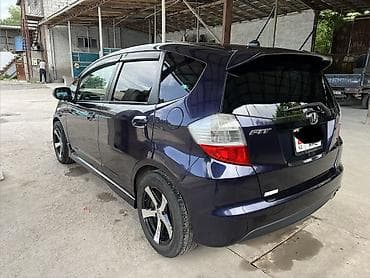 динамик на фит: Honda Fit: 2010 г., 1.5 л, Вариатор, Бензин, Хэтчбэк — 4