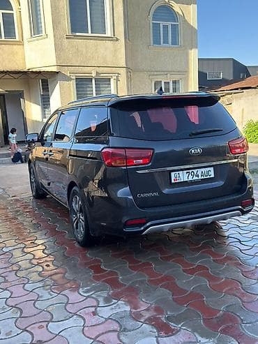 Продажа авто: Kia Carnival: 2019 г., 2.2 л, Автомат, Дизель, Минивэн — 2