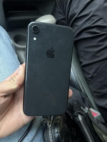 айфон икс с: IPhone XR, 64 ГБ, черный - Экран Liquid Retina (IPS), вырез с Face — 2