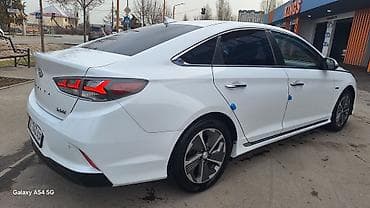 audi q6: Hyundai Sonata: 2019 г., Гибрид, Седан — 7