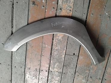 Toyota Fortnuer Накладка пластиковая на кузов, Тойота Фортунер банан