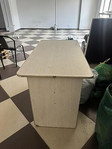 Офисные столы: Офисный стол, Нерегулируемый, Прямоугольный, ЛДСП — 2