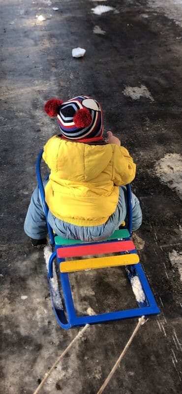 купить рогатку для охоты: Санки - коляска розовые в отличном состоянии 4200сом. Санки синие со — 3