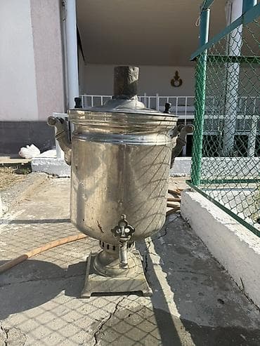 Самовар угольный (дровяной), металлический, большой. Высота: 85 см