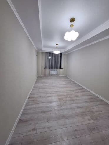 построить футбольное поле цена: Светлая современная отделка квартиры в нейтральной гамме. - Полы — 9