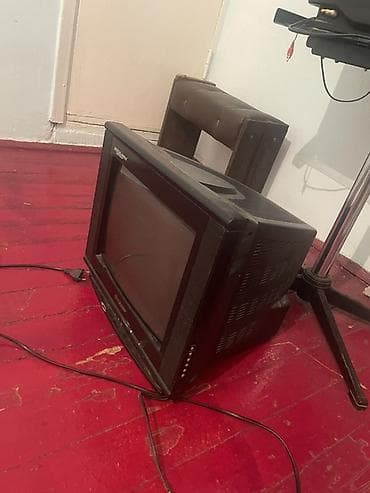 2 рабочих тв