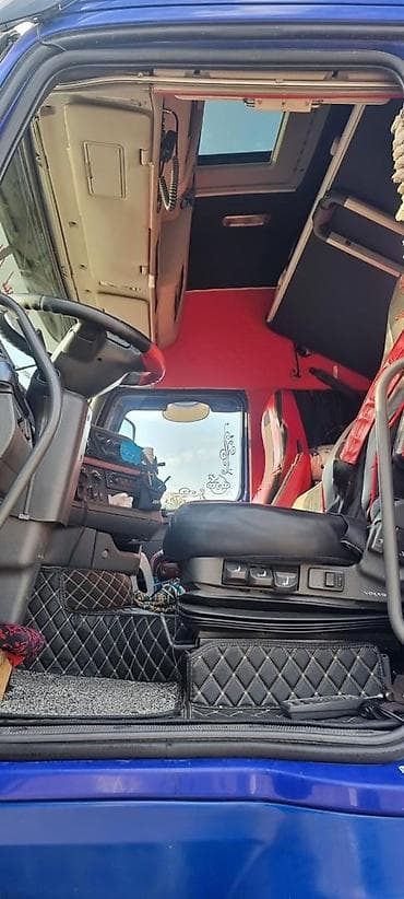 тракторный притсеп: Тягач, Volvo, Изотермический — 7