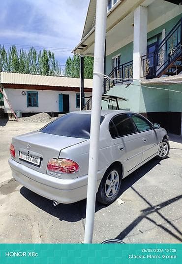 mers 211: Toyota Avensis: 2002 г., 1.8 л, Механика, Бензин, Седан — 4