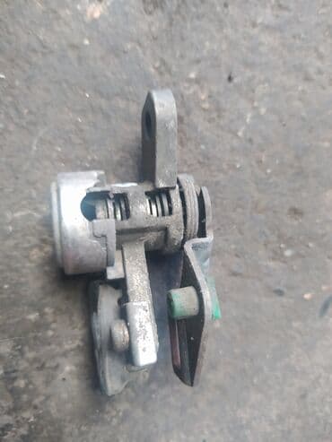 запчасти на ниссан цефиро а33 в бишкеке: Замок двери Nissan Б/у, Оригинал, Япония — 2