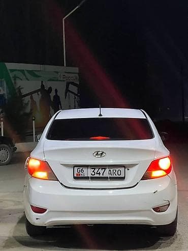 воздушный подушка: Hyundai Accent: 2013 г., 1.6 л, Механика, Бензин, Седан — 2