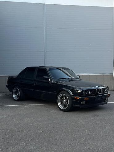 BMW 3 series: 1988 г., 2.8 л, Механика, Бензин, Седан