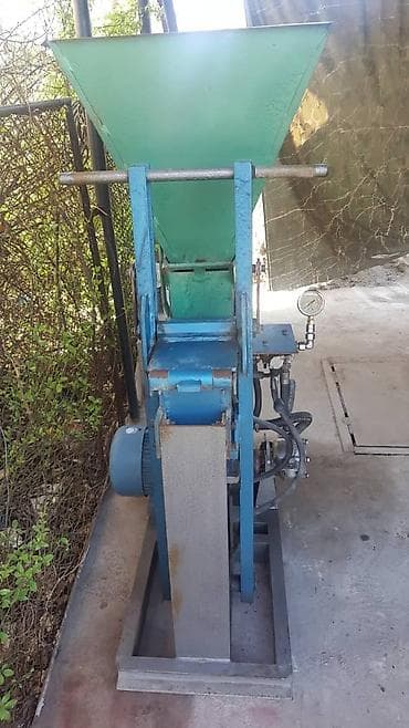 станок для кирпич: Стонок лего кирпич из России состояние новое выпускает до 700 кирпичей — 4