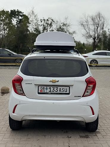 хечбек: Chevrolet Spark: 2020 г., 1 л, Бензин, Хэтчбэк — 2