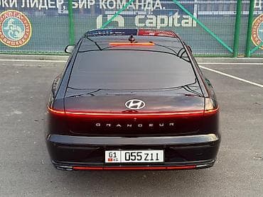 grande: Hyundai Grandeur: 2023 г., 1.6 л, Автомат, Гибрид, Фастбек — 10