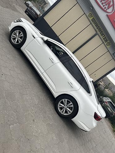 Renault SM6: 2019 г., 2 л, Автомат, Газ, Седан — 8