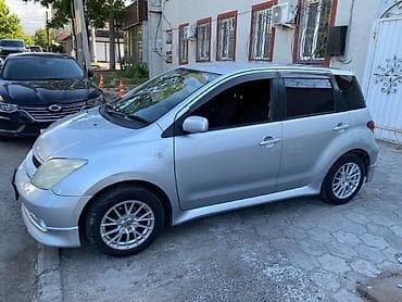 Toyota Ist: 2002 г., 1.3 л, Автомат, Бензин, Хетчбек — 5
