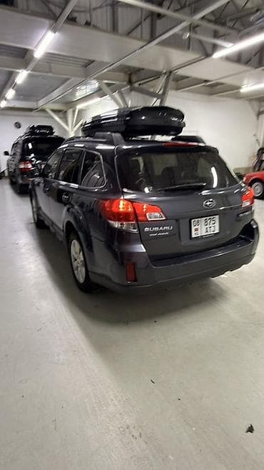 Subaru Outback: 2010 г., Вариатор, Бензин, Универсал — 4