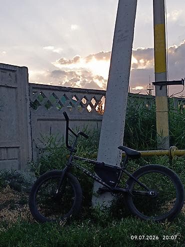 engine 11: BMX велосипед, Рама M (156 - 178 см), Б/у — 2
