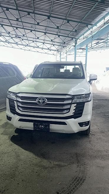 Toyota Land Cruiser: 2021 г., 4 л, Автомат, Бензин, Внедорожник