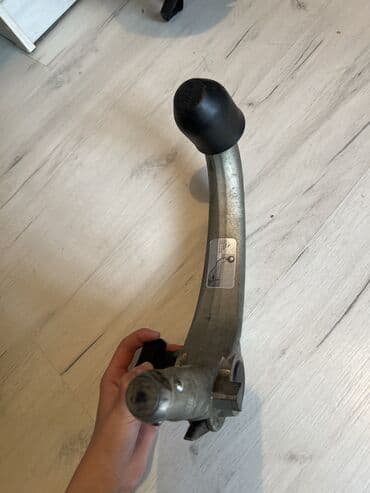 купить прицеп на легковую машину бу: Фаркоп Для легковых авто Mercedes-Benz, Б/у, Платная доставка, Самовывоз — 3