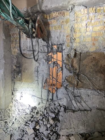 дома под снос: Снос стен, Разбор полов, Снятие потолков | Гипсокартонная стена, Снос перегородки, Снятие старой штукатурки | Зачистка от старых обоев, Сбивка старой штукатурки, Снятие извести | Демонтаж ламината, Демонтаж теплого пола, Демонтаж фанеры | Крыша из шифера, Металлочерепичная кровля, Мягкая кровля Больше 6 лет опыта — 2